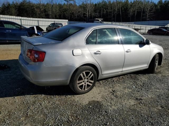 2005 Volkswagen New Jetta 2.5L Option Package 1