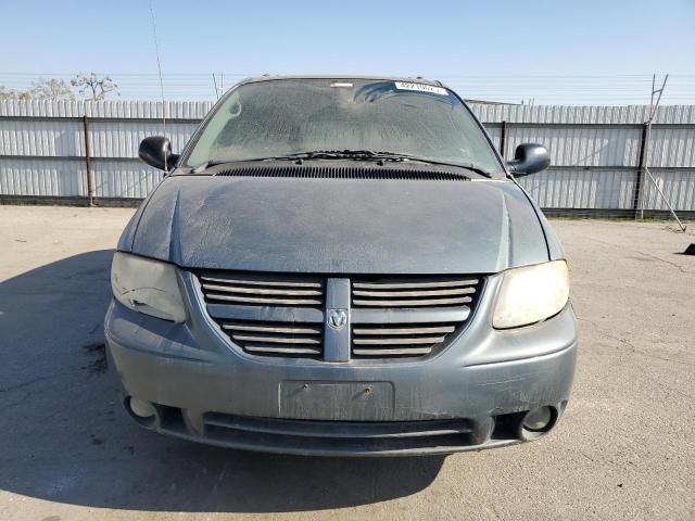 2005 Dodge Grand Caravan SXT