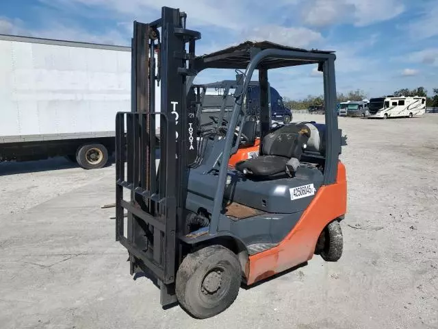 2010 Toyota Fork Lift