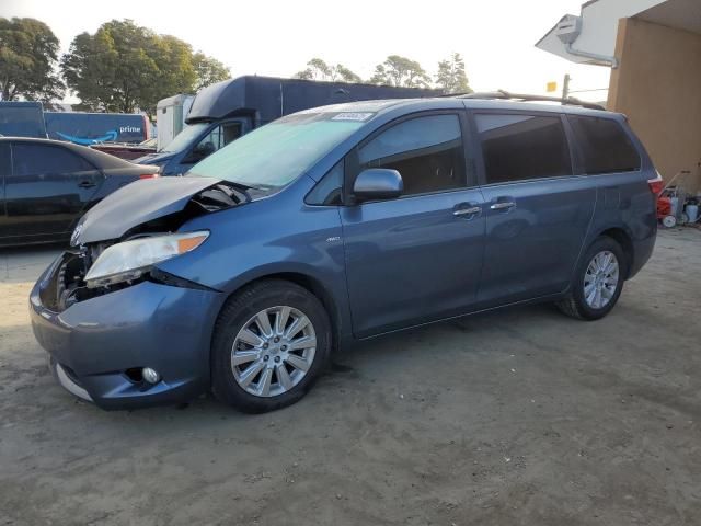 2016 Toyota Sienna XLE