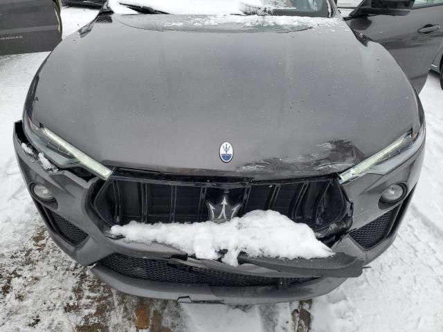 2022 Maserati Levante Modena