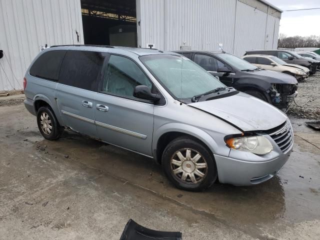 2006 Chrysler Town & Country Touring