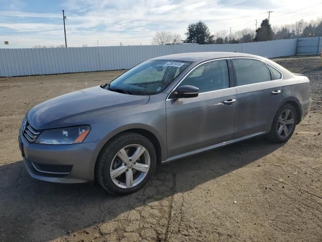 2013 Volkswagen Passat SE