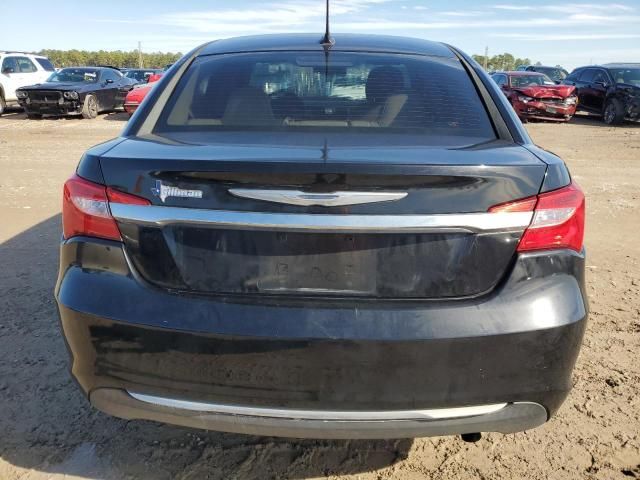 2013 Chrysler 200 Touring