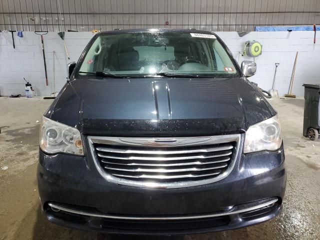 2014 Chrysler Town & Country Limited