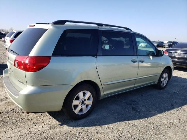 2006 Toyota Sienna CE