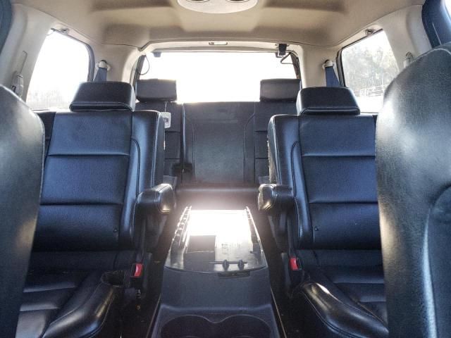 2011 Nissan Armada Platinum