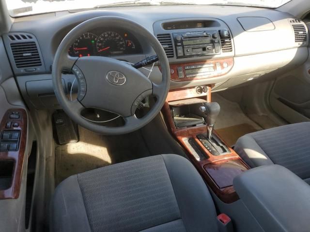 2005 Toyota Camry LE