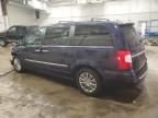 2014 Chrysler Town & Country Touring L