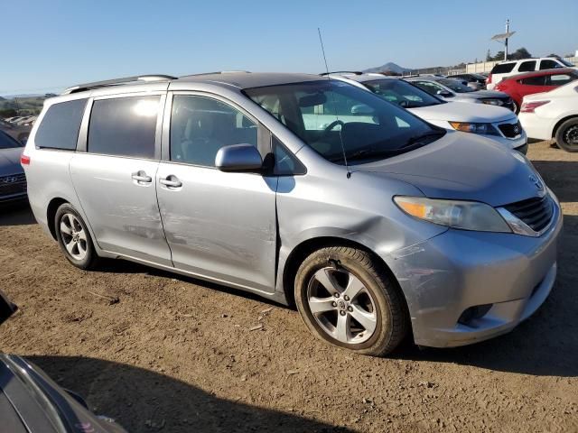 2011 Toyota Sienna LE