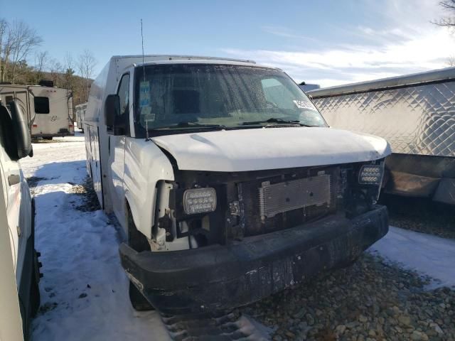 2009 GMC Savana Cutaway G3500