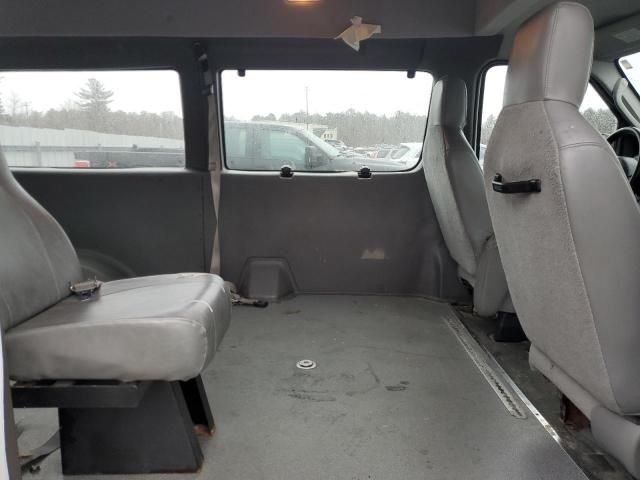 2010 Ford Econoline E250 Van