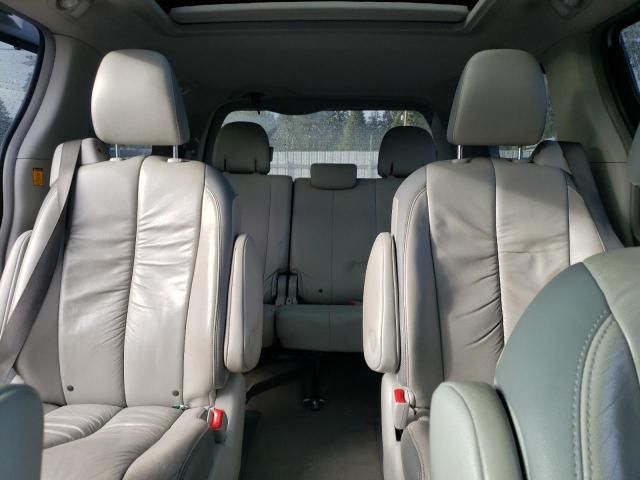 2012 Toyota Sienna XLE