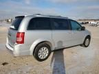 2010 Chrysler Town & Country LX