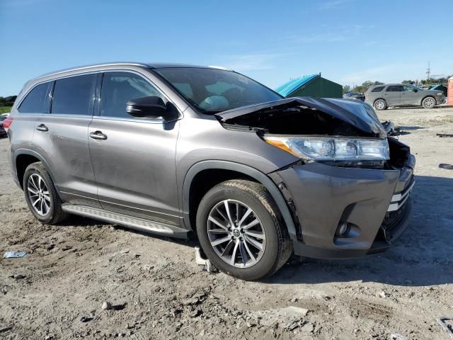 2018 Toyota Highlander SE