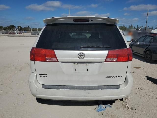 2005 Toyota Sienna XLE