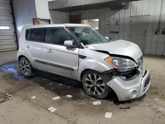 2013 KIA Soul +