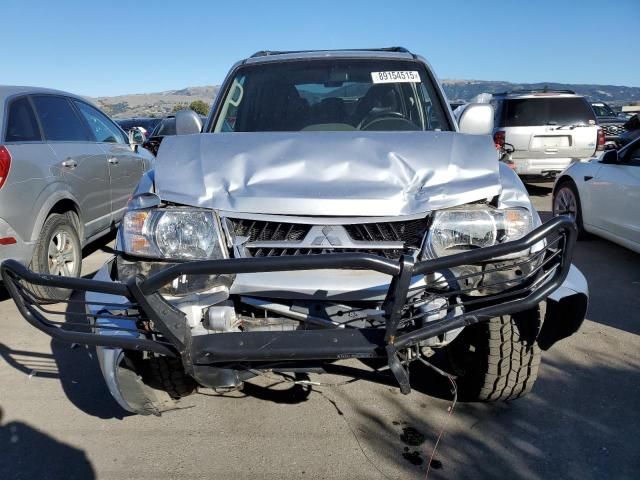 2004 Mitsubishi Montero Limited