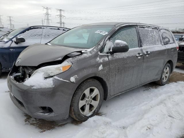 2012 Toyota Sienna