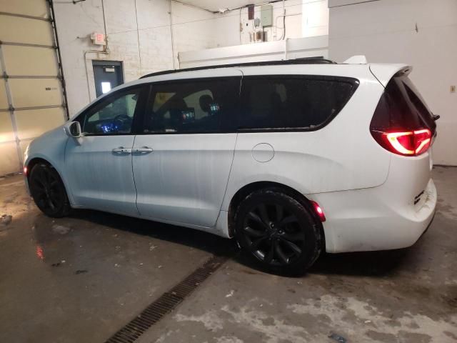 2019 Chrysler Pacifica Touring L Plus