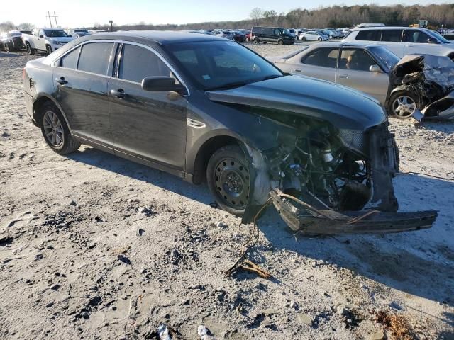 2014 Ford Taurus SE