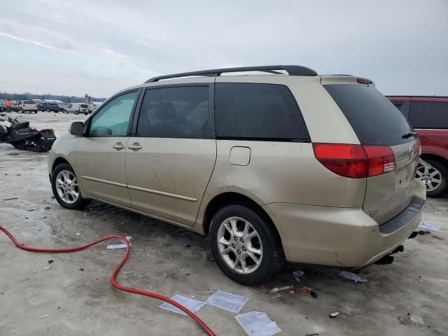 2005 Toyota Sienna XLE