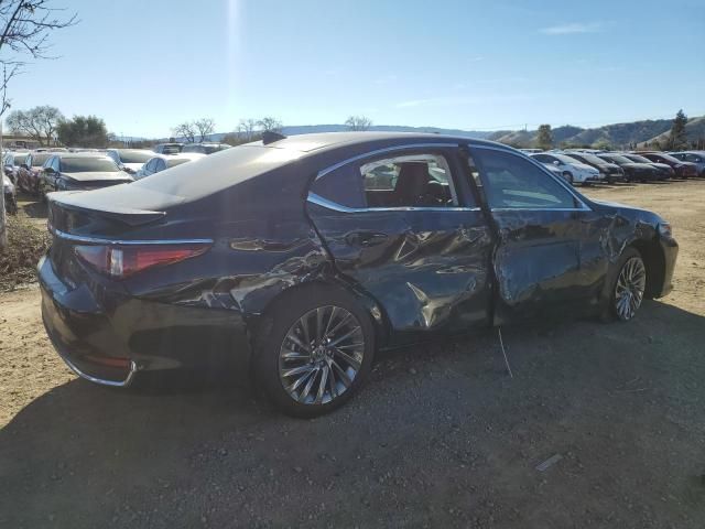 2024 Lexus ES 300H Base