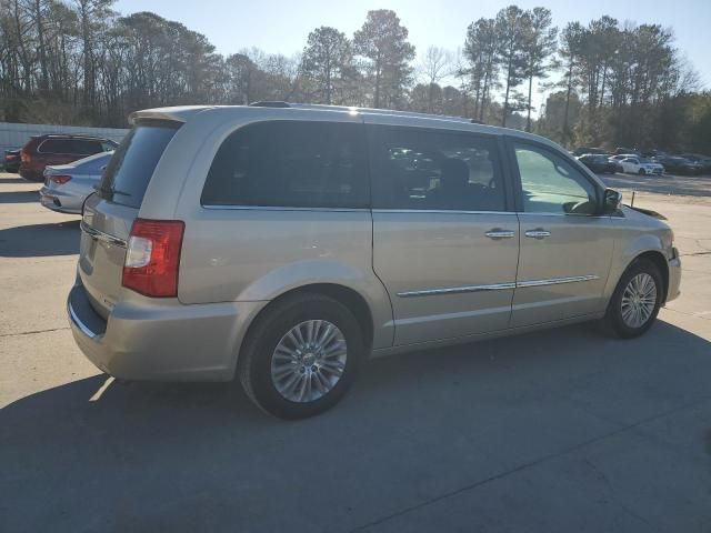 2012 Chrysler Town & Country Limited