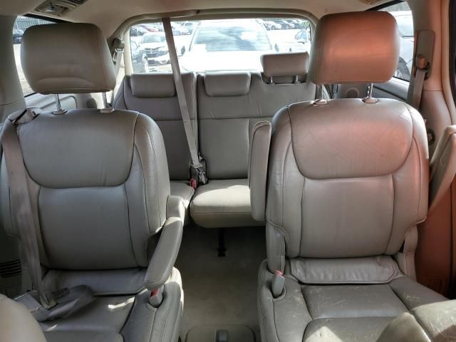 2004 Toyota Sienna XLE