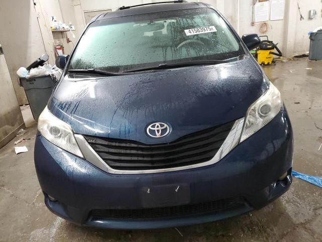 2012 Toyota Sienna LE