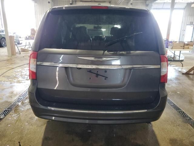 2015 Chrysler Town & Country Touring