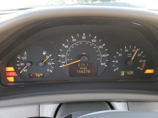 2000 Mercedes-Benz CLK 320