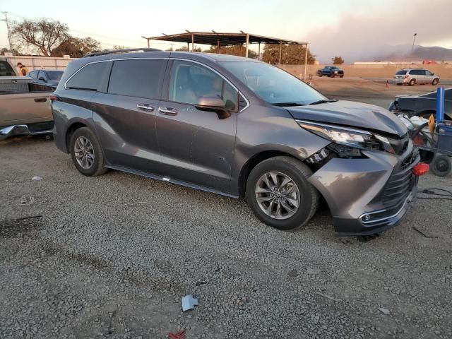 2023 Toyota Sienna XLE