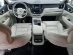 2022 Volvo XC60 B5 Inscription