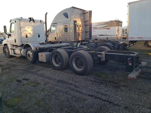 2016 Freightliner Cascadia 125