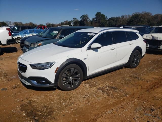 2019 Buick Regal Tourx Essence