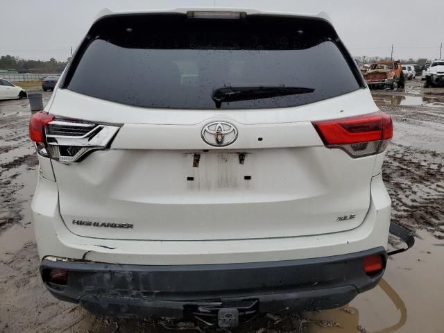 2019 Toyota Highlander SE