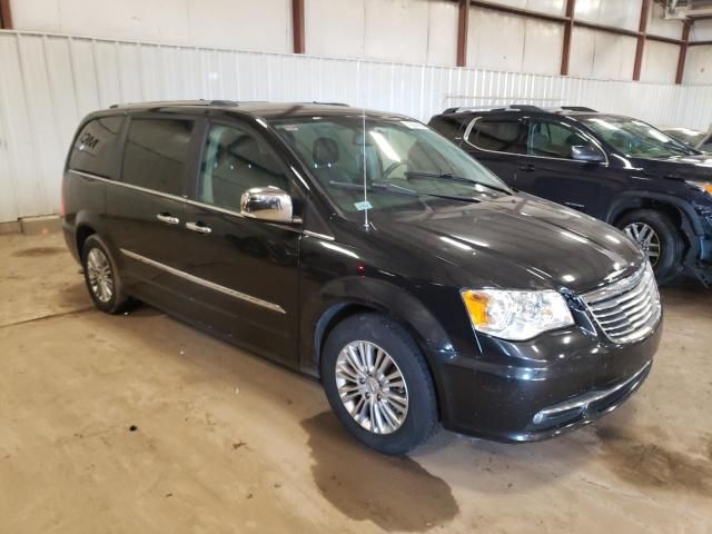 2013 Chrysler Town & Country Touring L