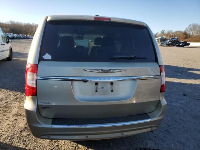 2011 Chrysler Town & Country Touring