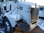 2006 Kenworth Construction T800