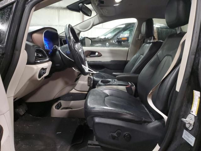 2017 Chrysler Pacifica Touring L Plus