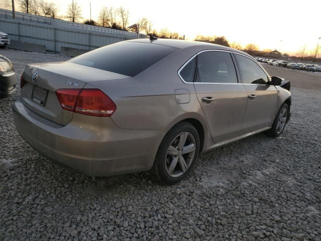 2015 Volkswagen Passat SE