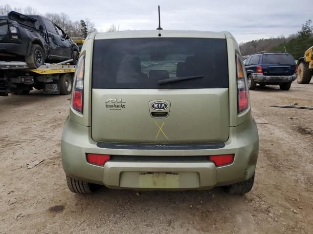 2011 KIA Soul +