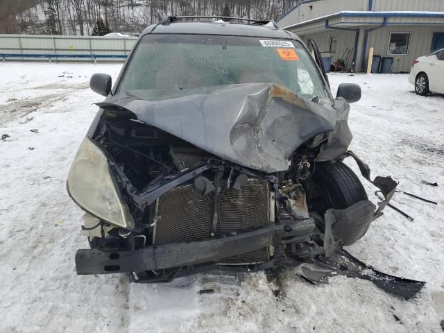 2006 Toyota Sienna CE