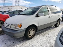 Salvage cars for sale at auction: 2001 Toyota Sienna LE