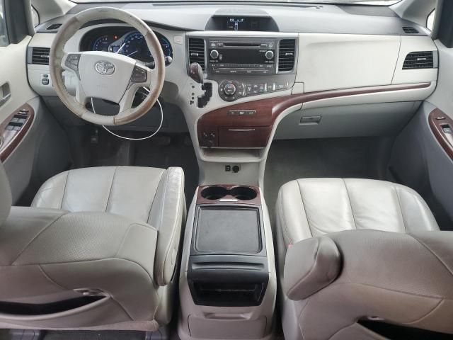 2012 Toyota Sienna XLE