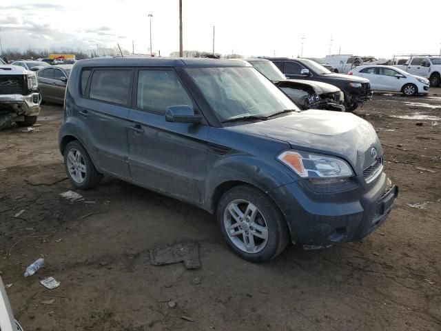 2011 KIA Soul +