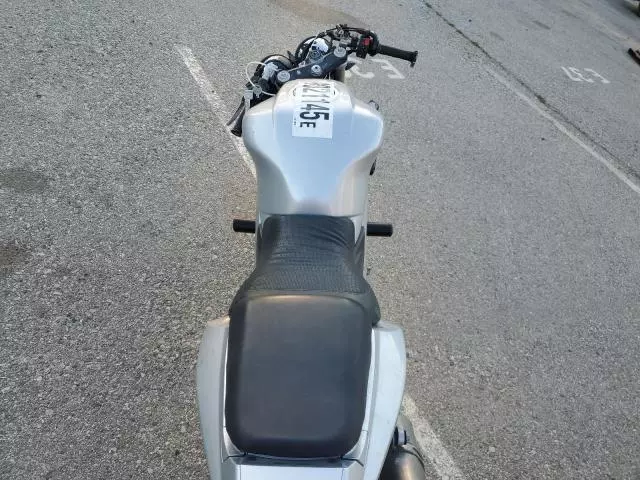 2003 Suzuki SV650