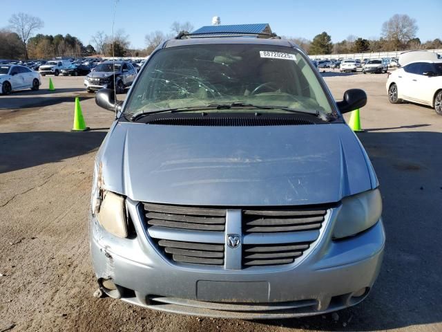 2005 Dodge Grand Caravan SXT