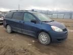 2005 Toyota Sienna CE